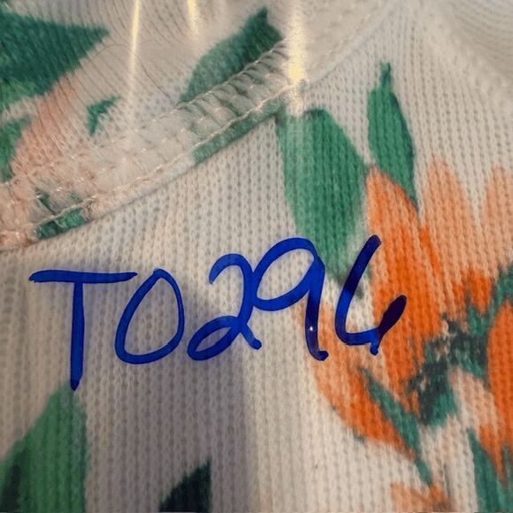 NWT Tommy Bahama Aruba Joyful Bloom Floral Lightweight Zip Up Jacket Size Large - Picture 14 of 14